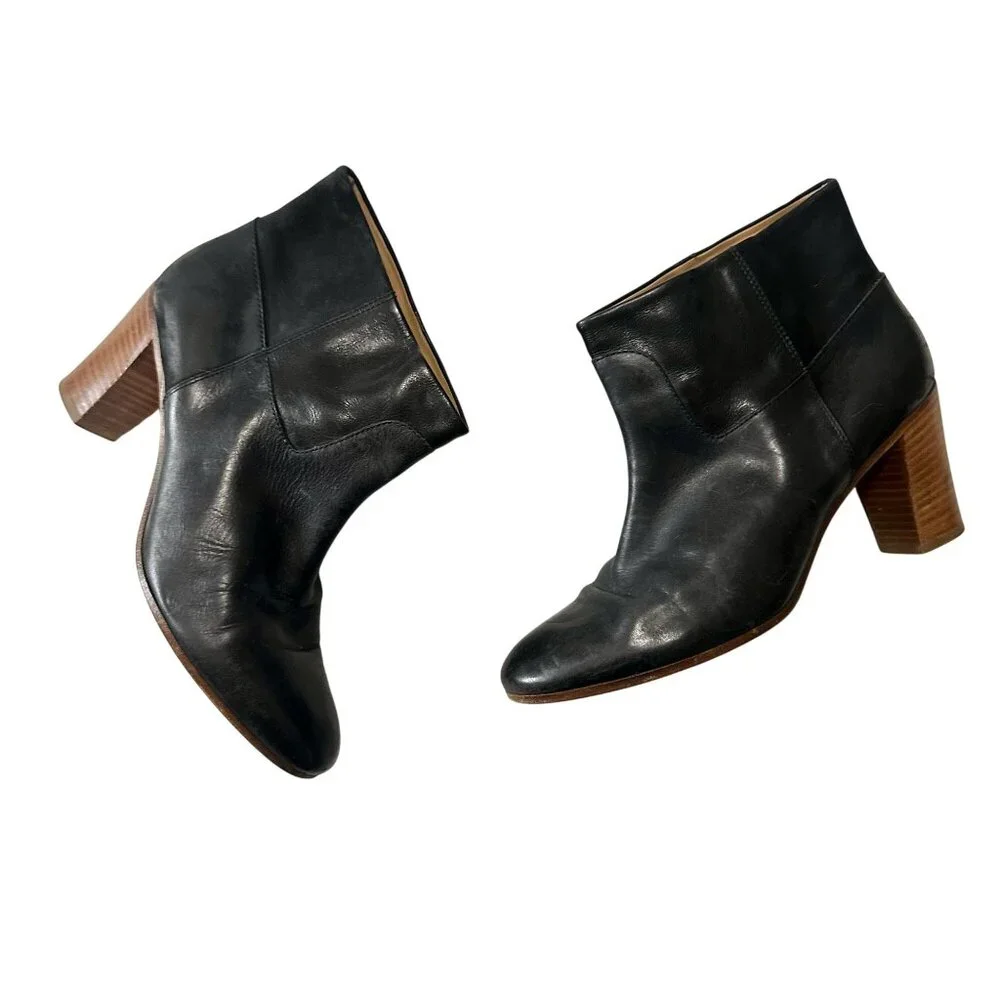 Maison Martin Margiela Black Leather Ankle Booties Size 38 Made in Italy